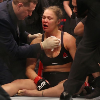  Pasarán meses para que Rousey pueda comer una manzana