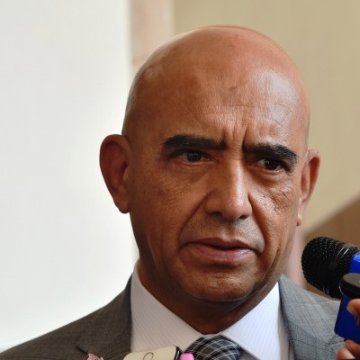  Leal Tovías lo hace de nuevo. Olvida que fue parte de las elecciones más controvertidas