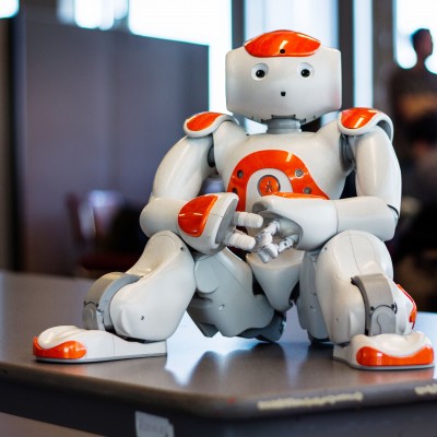  El robot que enseña alemán a los niños refugiados