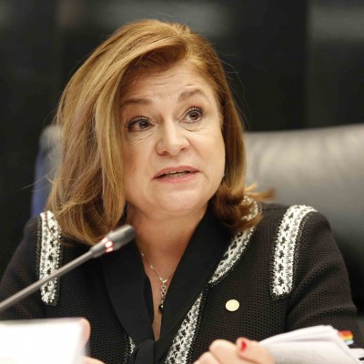  Arely Gómez recibe a representantes de la ONU y Amnistía Internacional