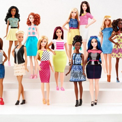  Nuevas Barbies no eliminan estereotipos, los multiplican: Experto