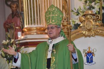  Critica arzobispo regreso a semáforo naranja