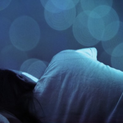  La postura que tomas al dormir puede afectar a tu cerebro