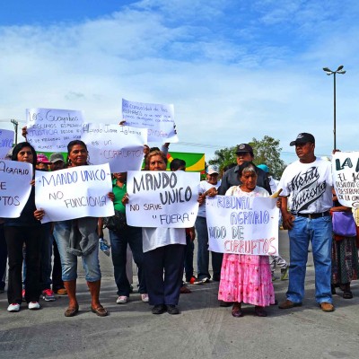  Marchan en Cuernavaca contra Mando Único