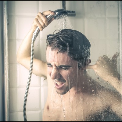  El dilema de las duchas: ¿De día o de noche? ¿Frías o calientes?