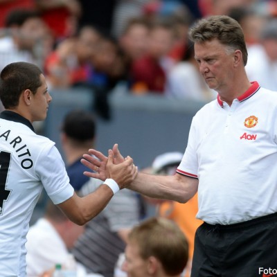  Van Gaal lamenta haber dejado ir a ‘Chicharito’