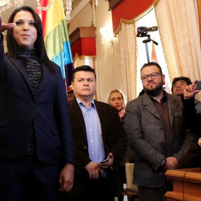  Asume cargo ‘Rubí’, primera regidora transgénero en México