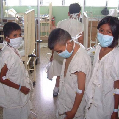  590 niños necesitan trasplante de riñón; piden hacer pruebas en escuelas