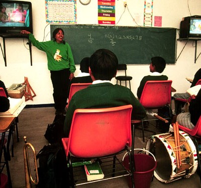  Sría. de Finanzas busca equidad en plazas docentes para telesecundarias