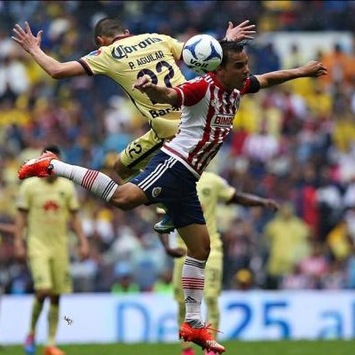  Con goles de Peralta y Quintero, América gana el clásico nacional 2-1 Chivas