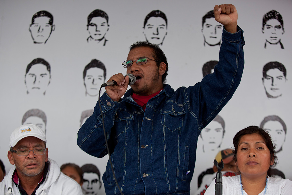  Los audios que vinculan a representantes de Ayotzinapa con narcodinero