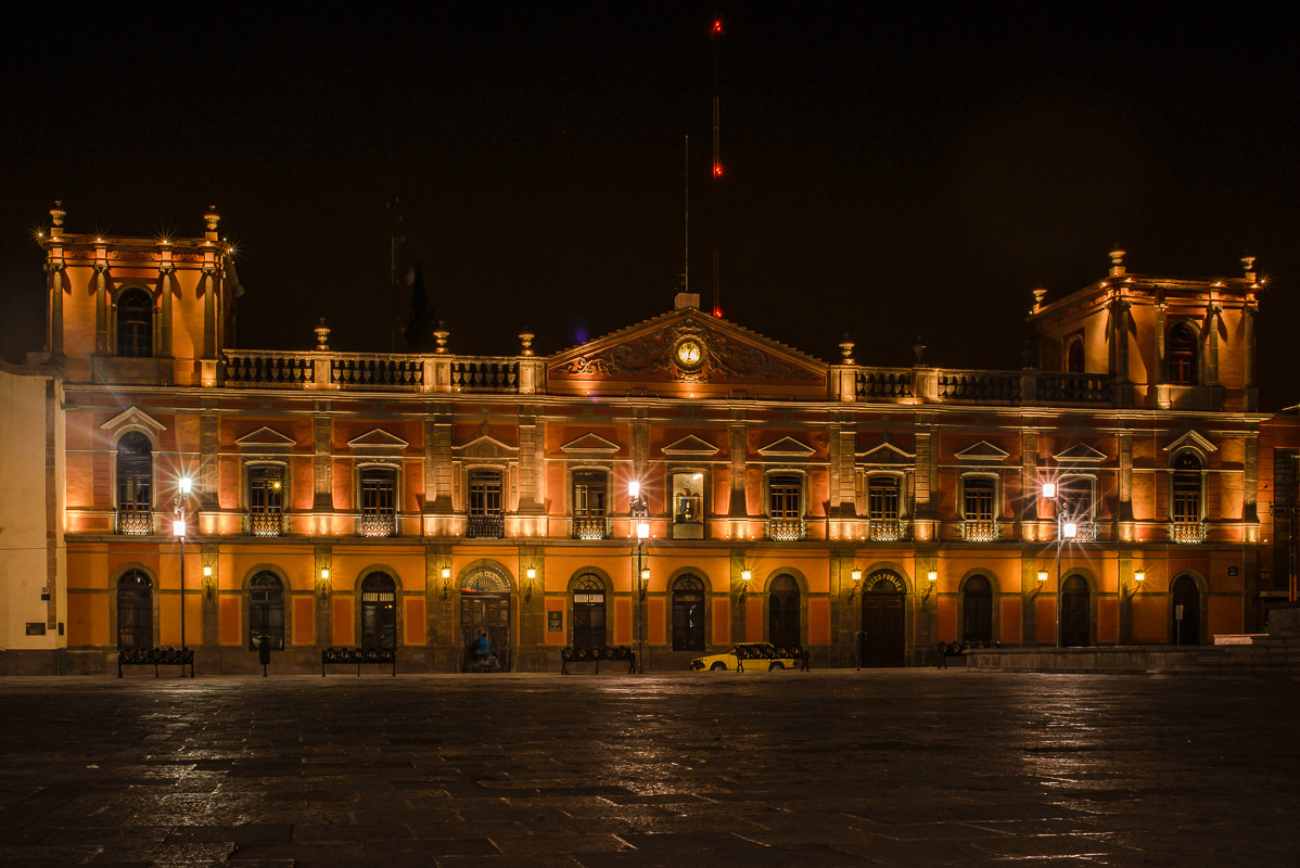  Con Villar, UASLP no ha logrado estar entre las mejores 10 universidades del país