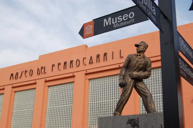  Separan a Acevedo Oliva del cargo de director del Museo del Ferrocarril por denuncia de acoso