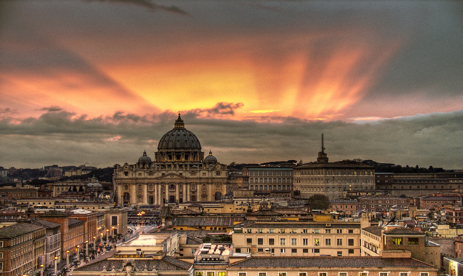  Se incrementan reportes de sospecha de lavado de dinero en el Vaticano