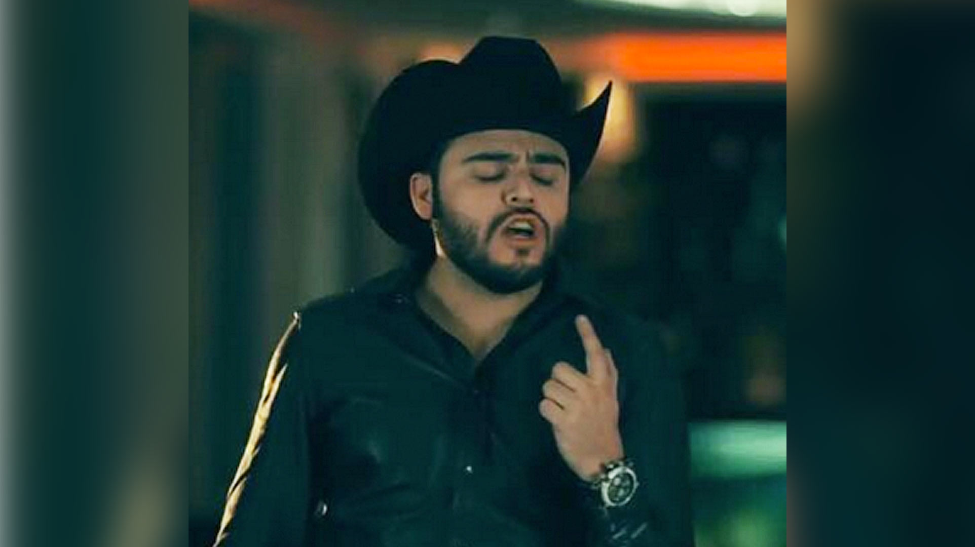  Fiscalía de Jalisco no descarta detener a Gerardo Ortiz