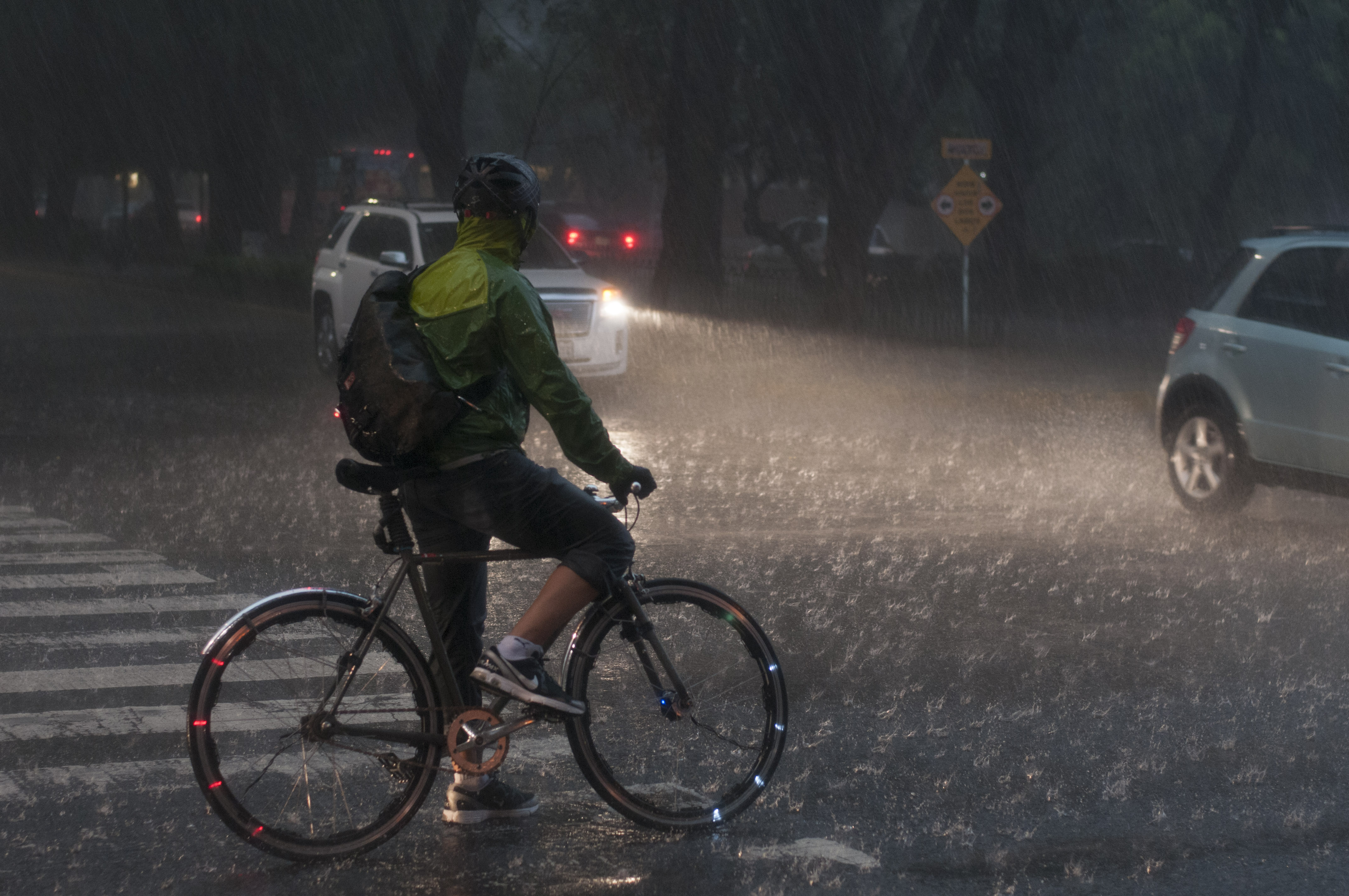  Continuarán lluvias, tormentas eléctricas y granizadas en gran parte del país