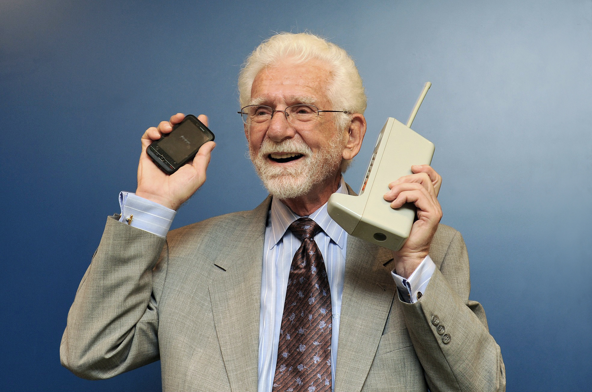  El teléfono celular, a 43 años de la primera llamada
