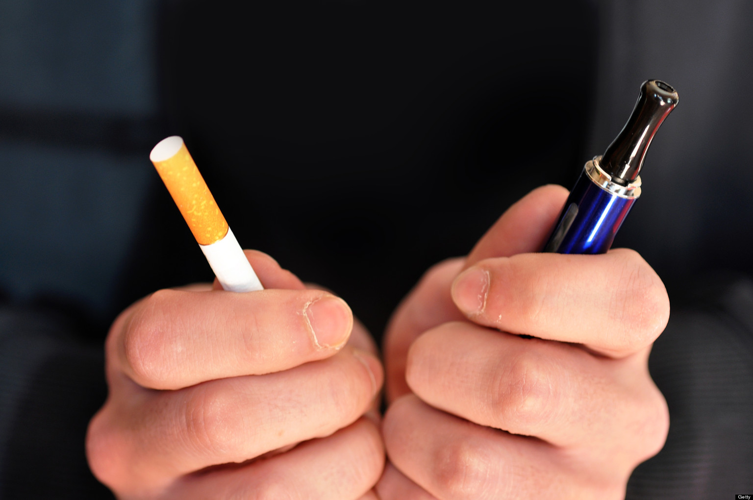  e-cigs y cigarros… Son casi lo mismo