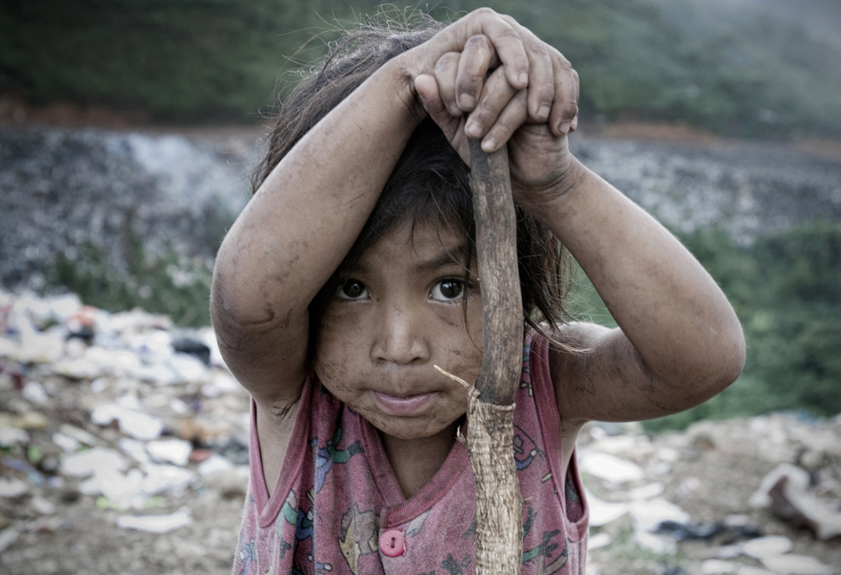  La mitad de los niños en el país está en pobreza