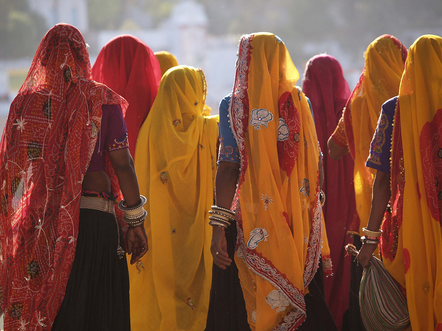  Investigan feminicidio en India