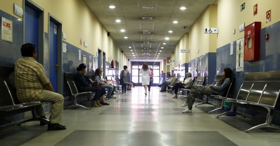  Crisis lleva a los puertorriqueños a esperar hasta un año por una cita médica
