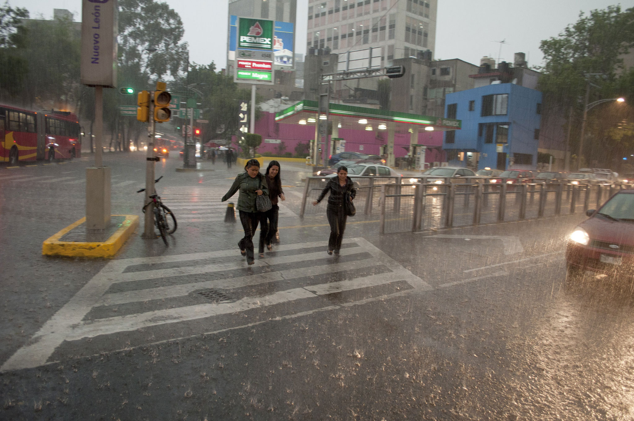  SMN pronostica lluvias y calor intenso en el país