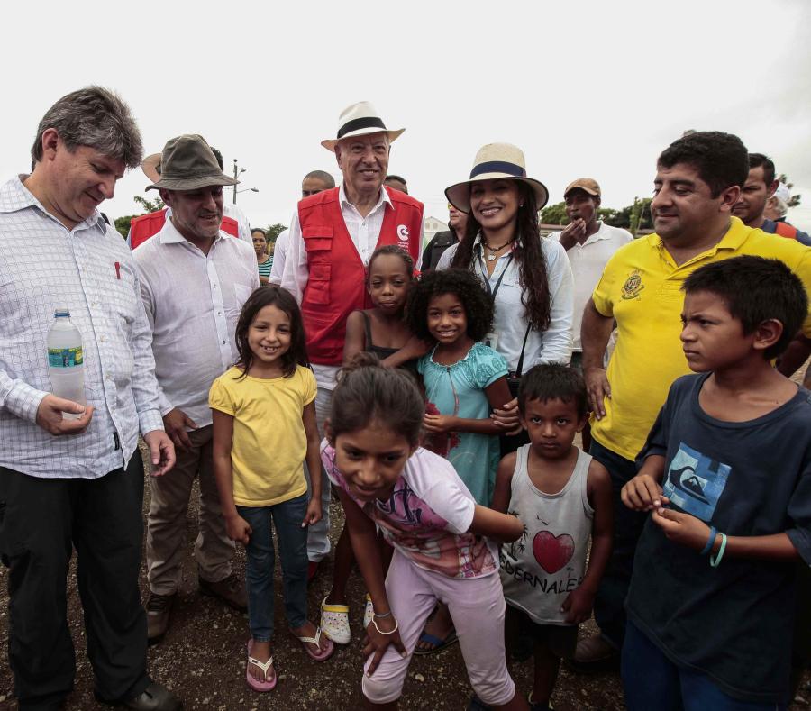  Cerca de 2 mil personas con discapacidad, entre los afectados por terremoto en Ecuador