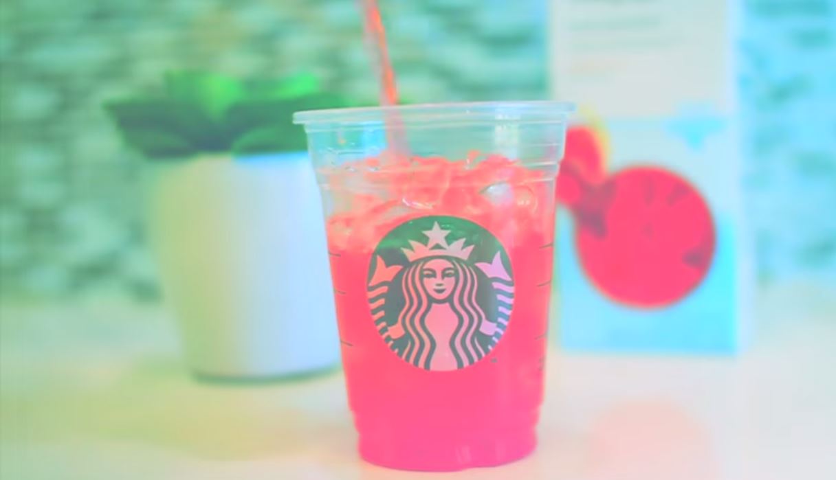  Demandan a Starbucks por 5 mdd; cliente alega “demasiado hielo” a su bebida