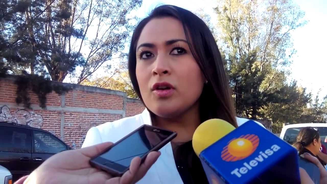  Candidata panista busca combatir el suicidio con elotes en Aguascalientes
