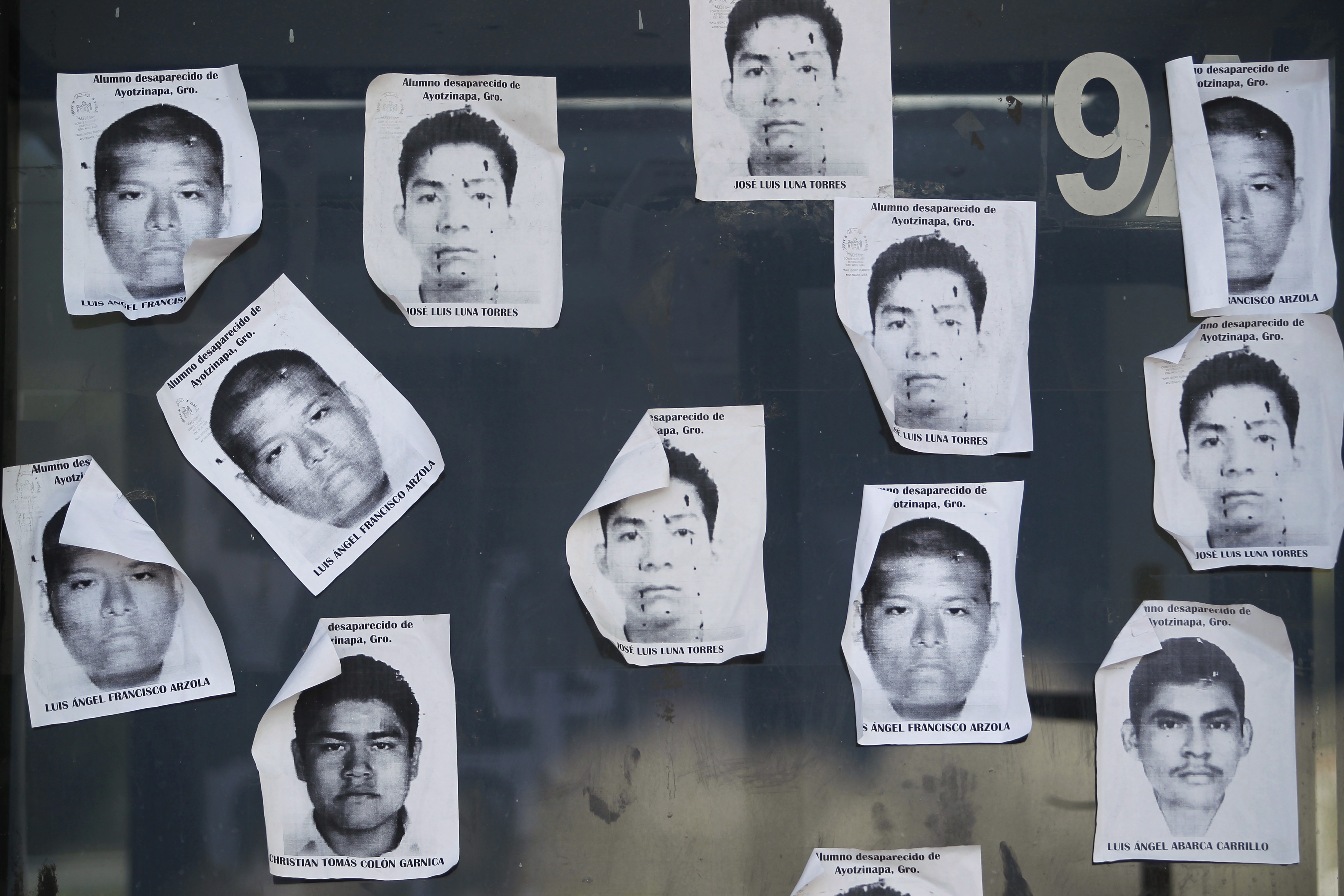  Evidencian tortura en 10 detenidos por caso Iguala