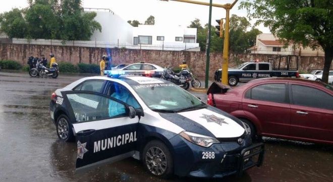  Choca ebrio, llama a sicarios y matan al agente de tránsito en Culiacán