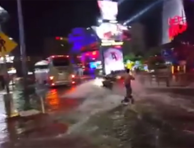  (Video) En Cancún, convierten boulevard en pista de esquí acuático