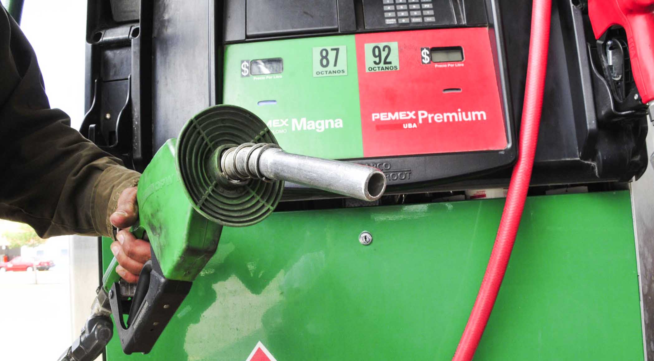  Sube gasolina Magna y Premium a partir de este viernes