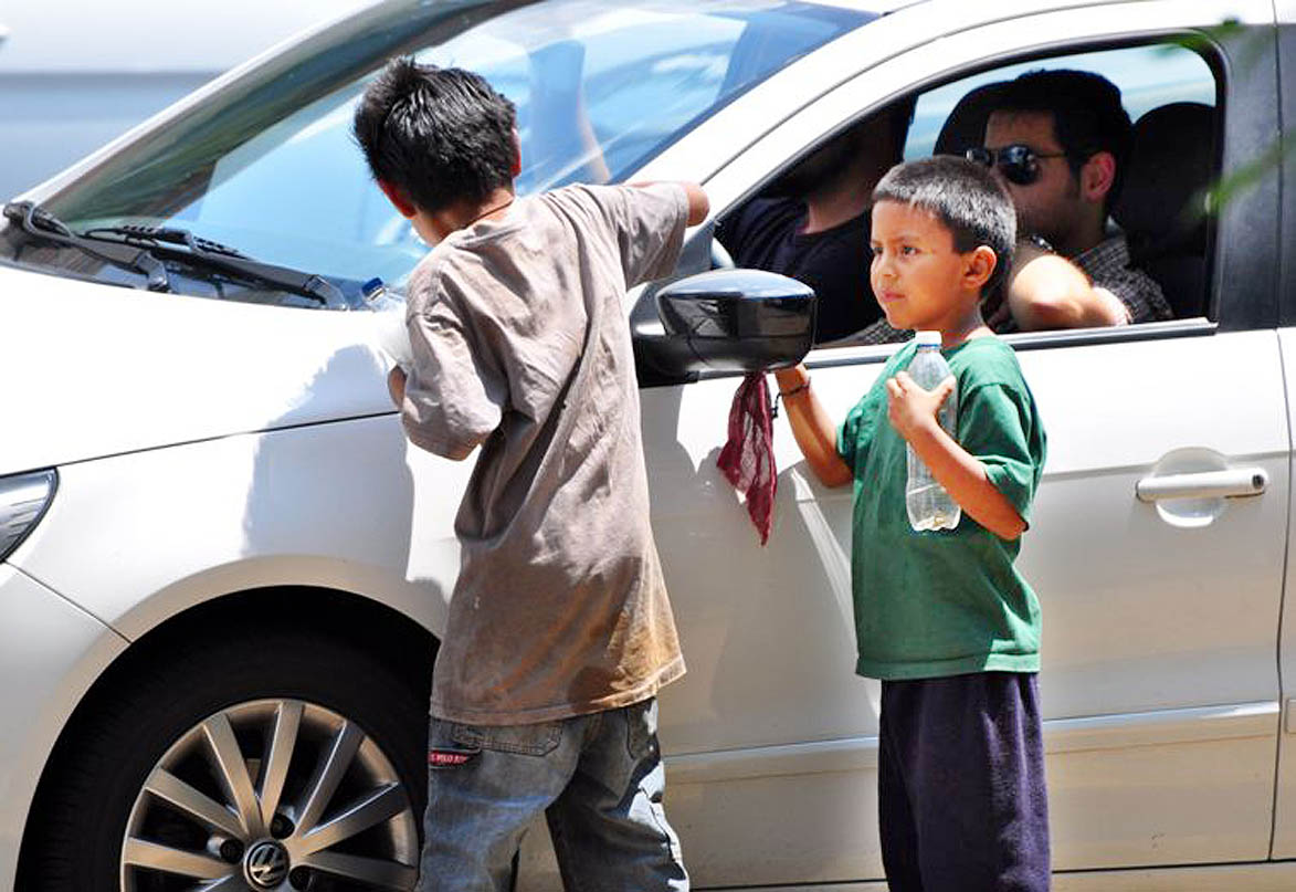  45,9% de los niños que trabajan en México no reciben ingreso y laboran más de 35 horas a la semana