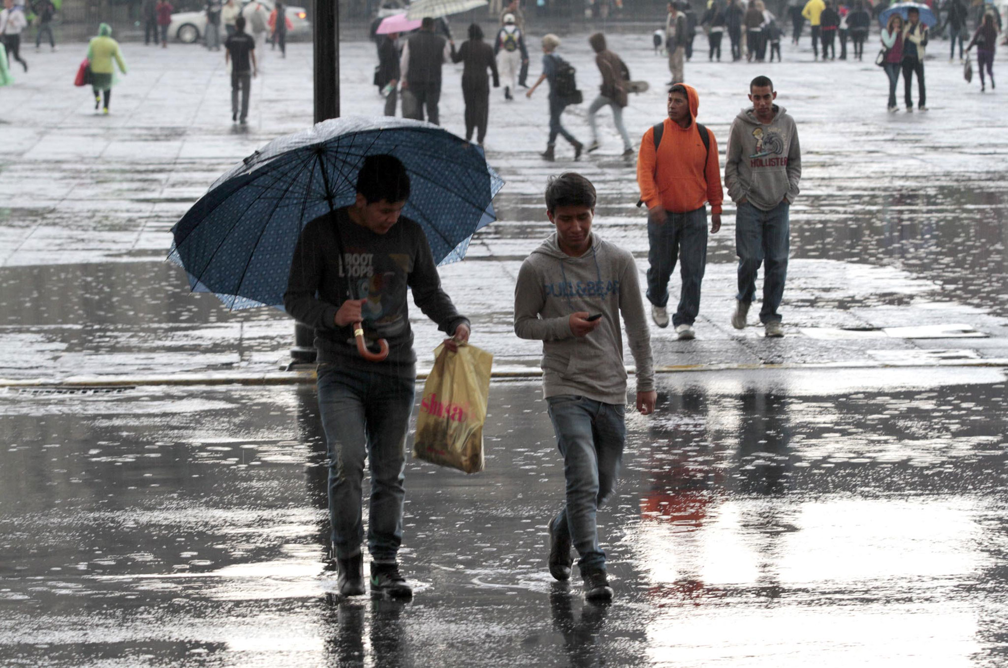  En Jalisco, Colima, Michoacán y Guerrero se esperan fuertes lluvias