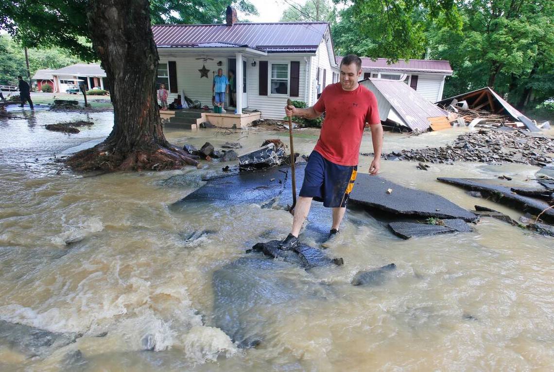  (Video) Inundaciones en Virginia, de las peores en 100 años; ya hay 4 muertos