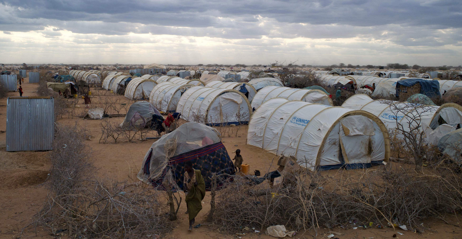  París quiere crear un campo de refugiados
