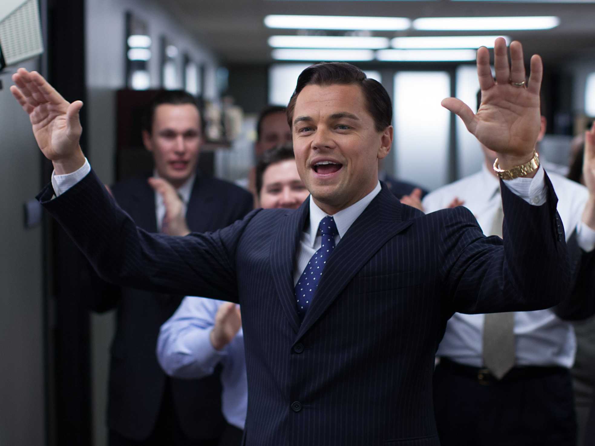  ‘El Lobo de Wall Street’ acusada de difamación; citan a DiCaprio a declarar