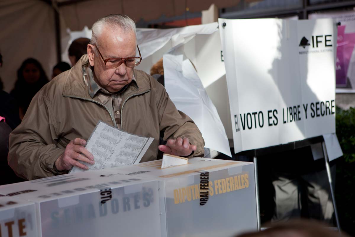  37,4 millones de mexicanos votan este domingo