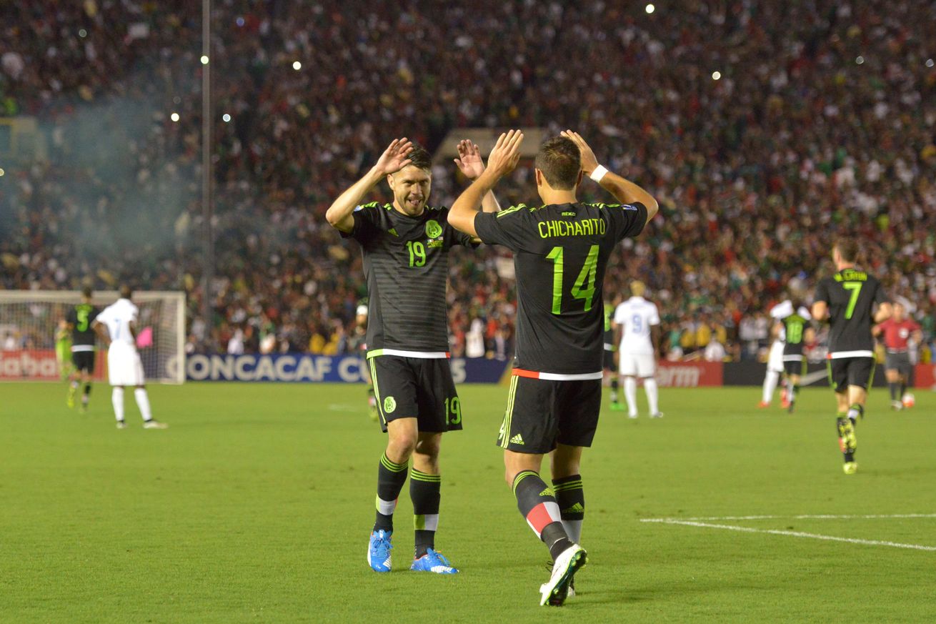  ‘Chicharito’ y Oribe llevan al tricolor a los cuartos de final de la Copa América