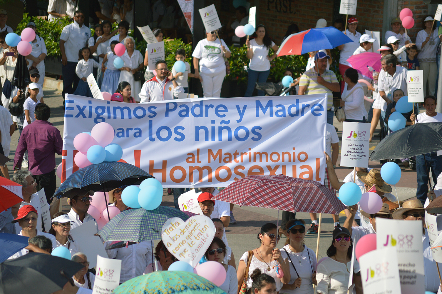  Frente Nacional por la Familia anuncia marcha contra el matrimonio igualitario en todo el país