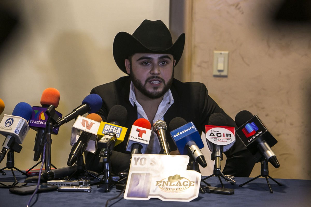  Gerardo Ortiz ofrece disculpas a las mujeres por video “Fuiste mía”