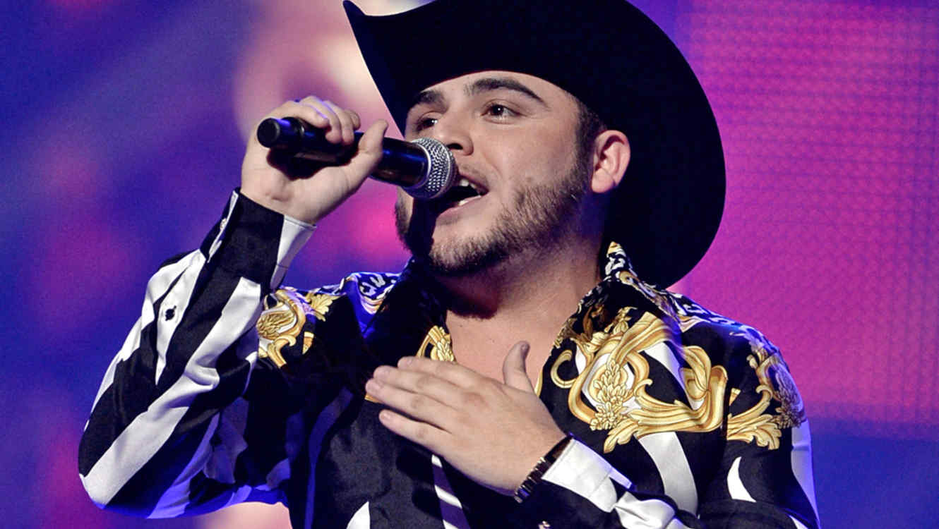  Gobierno busca cancelación de Gerardo Ortiz en FENAPO