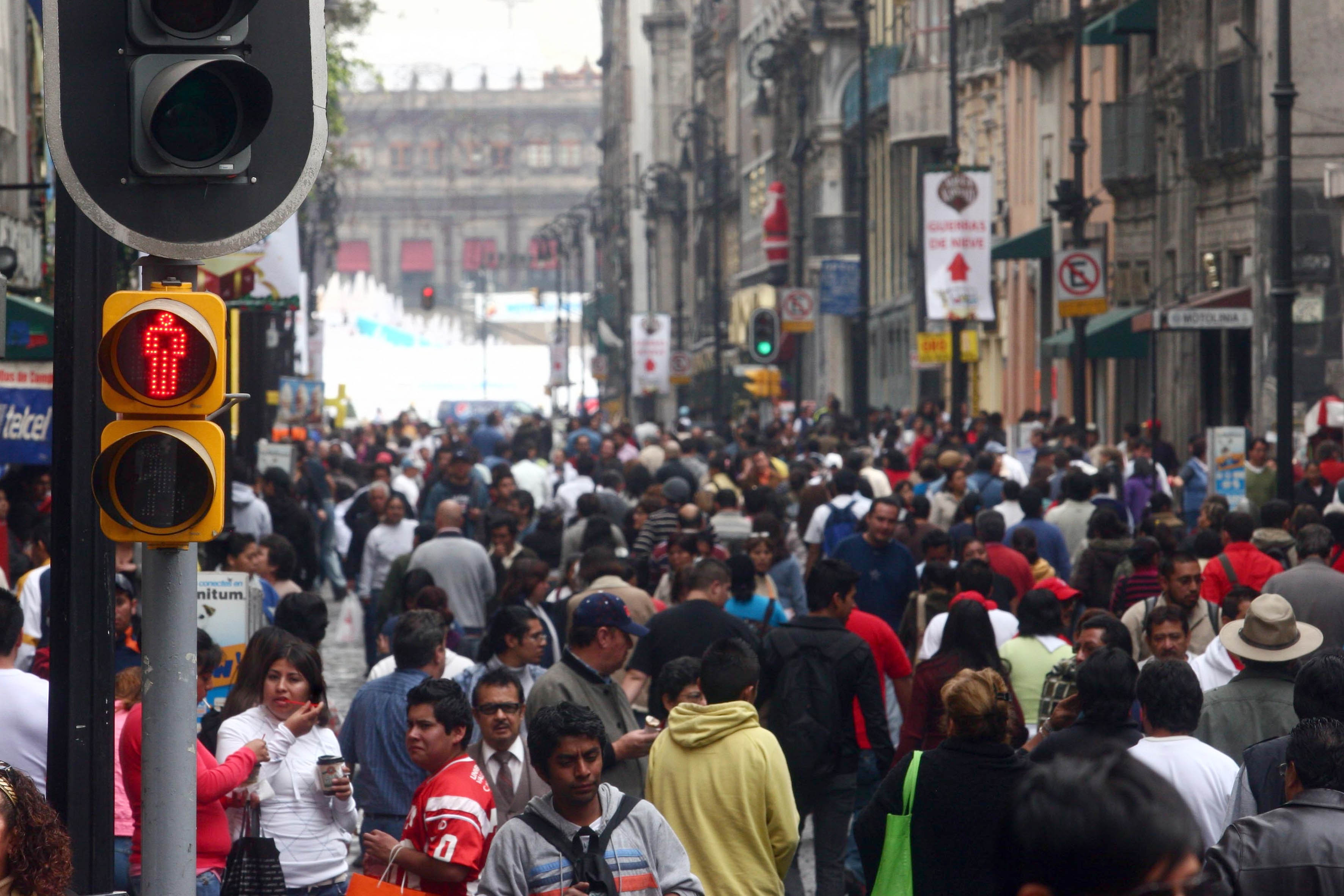  Hay 119 millones de mexicanos y la mitad es pobre