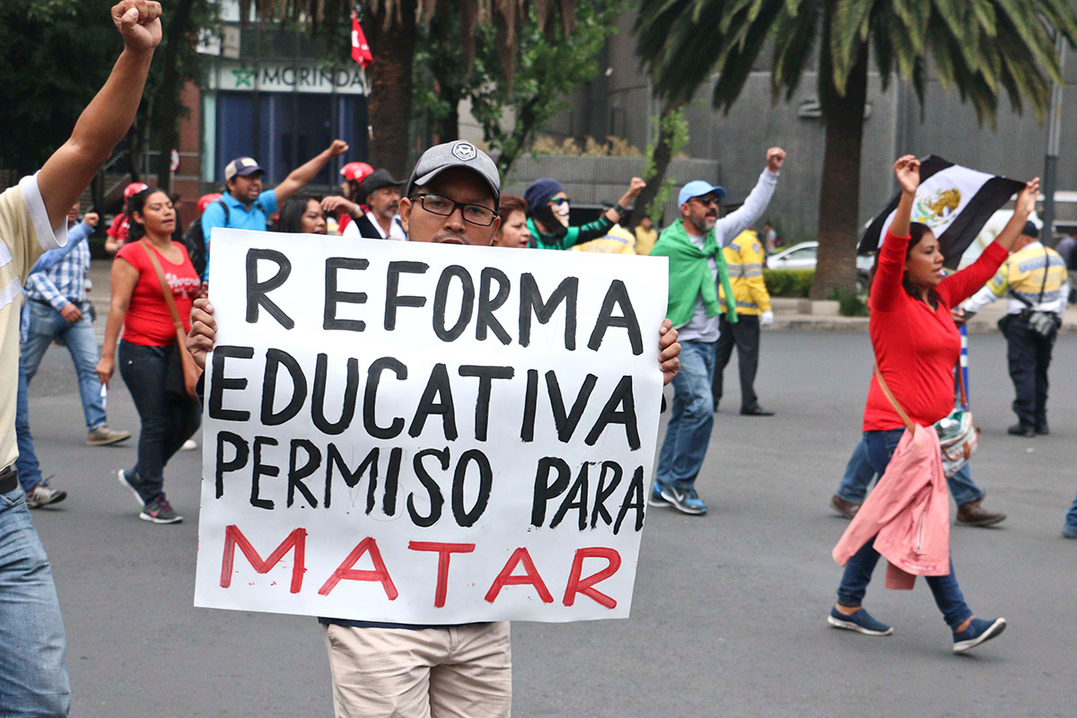  CNTE busca ser sindicato independiente
