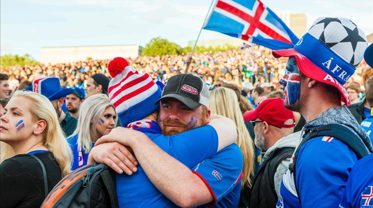  (Video) El increíble recibimiento a la Selección de Islandia