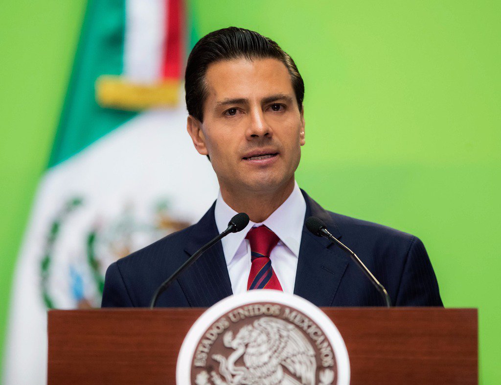  Censura EPN a los que inundan con malas noticias