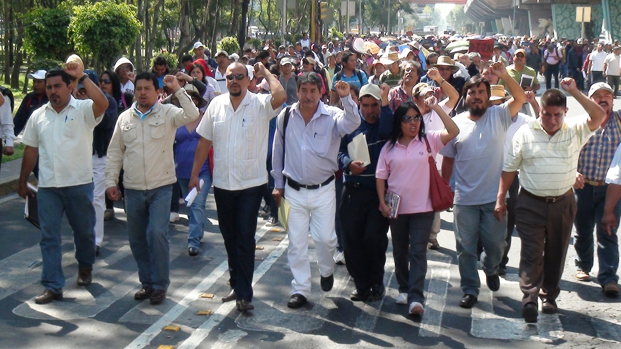  Reitera Sección 22 que no regresará a clases el lunes