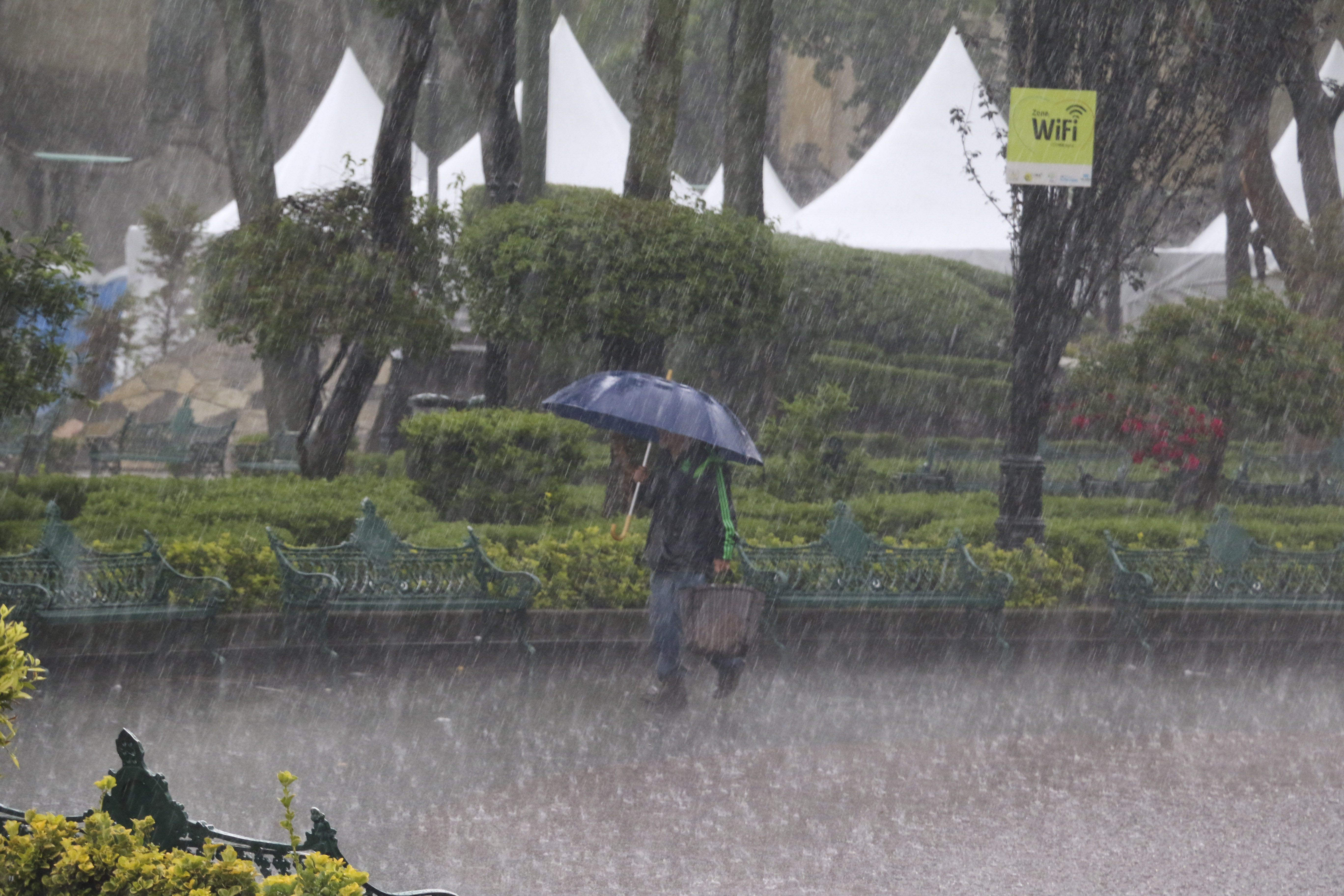  Prevén lluvias intensas en la mayor parte del país