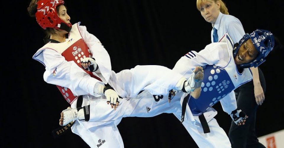  Mexicanos pasan a cuartos de final en Taekwondo